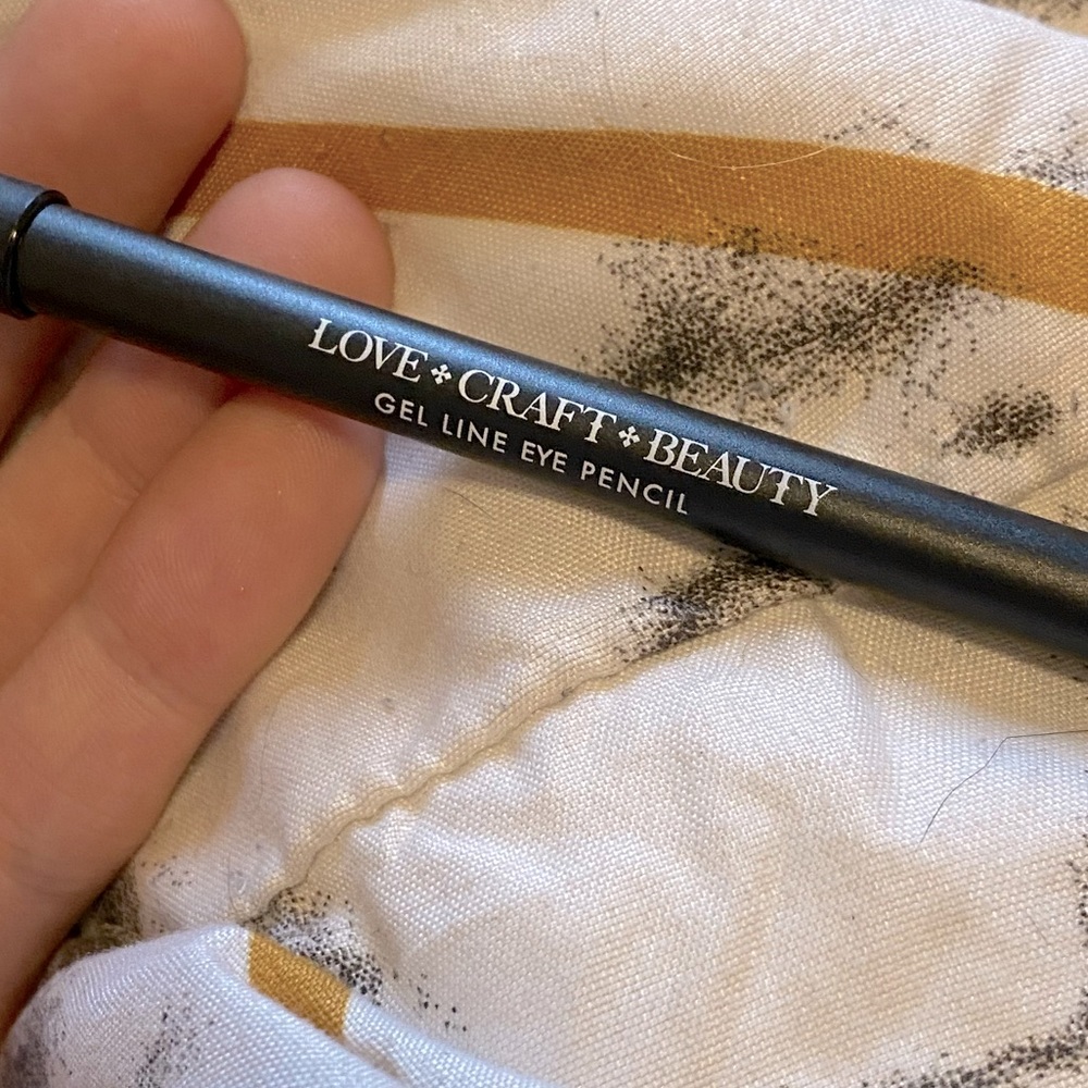 Gel Line Eye Pencil by LOVE•CRAFT•BEAUTY